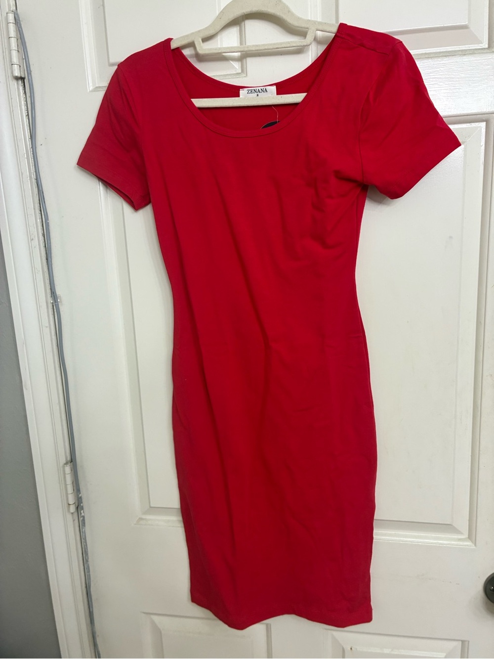 Zenana Outfitters Red Scoop Neck Short Sleeve Bodycon Mini Dress